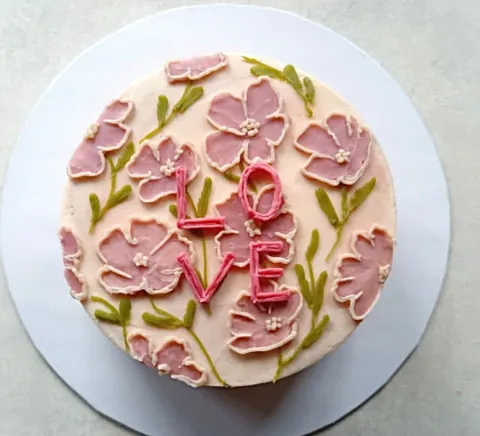 Love pink floral, a Fig & Owl cake