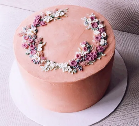 Champagne Blush, a Fig & Owl cake