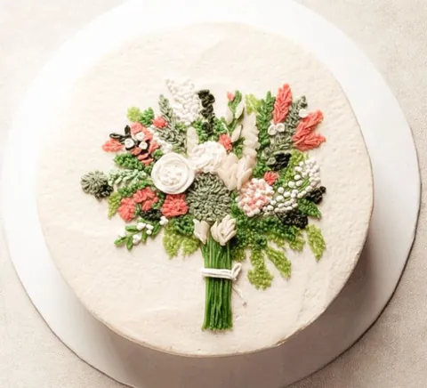Delphy, a Fig & Owl cake
