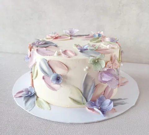Whimsical Petals, a Fig & Owl cake