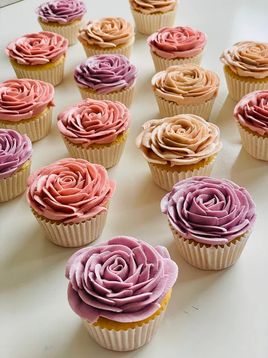 Custom Cupcakes (box of 20) by Fig & Owl