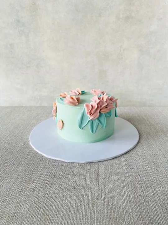 Petit Cakes by Fig & Owl